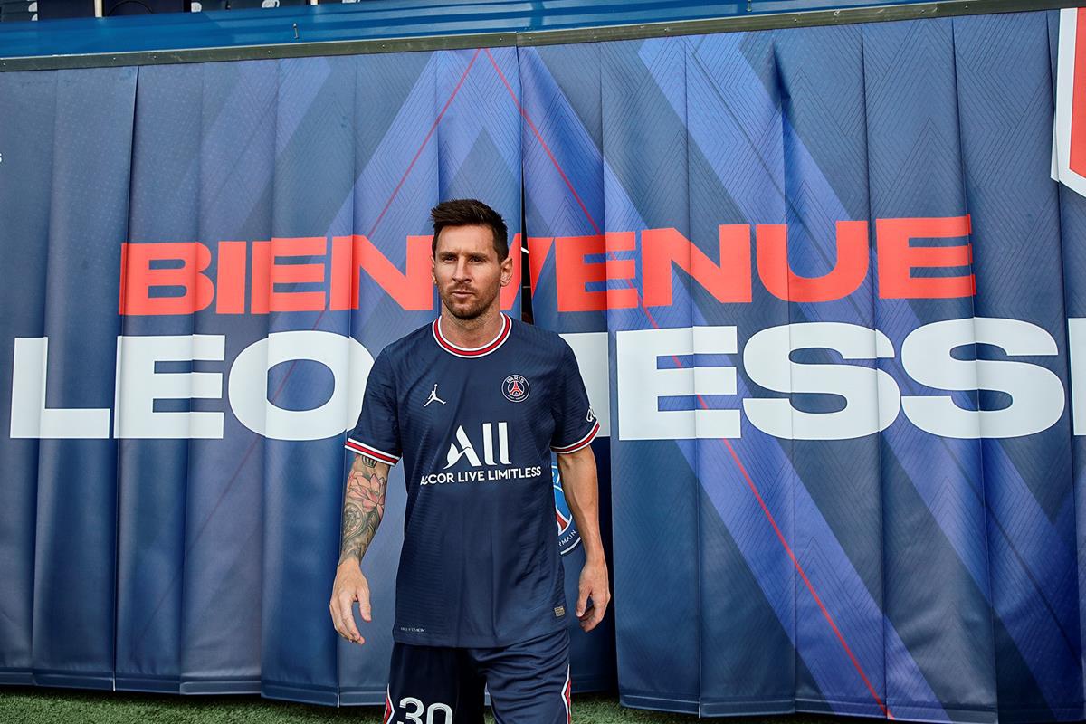 Messi đã hoàn tất hợp đồng với PSG với thời hạn 2 năm